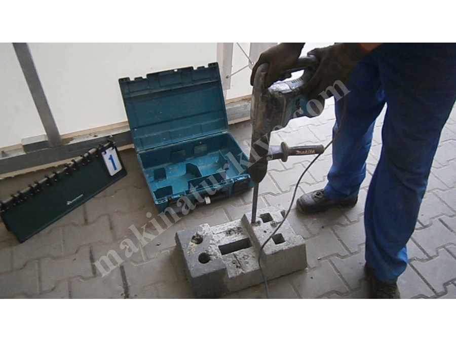 Elektropnömatik Kırıcı Matkap 1100 W - Makita Hm0870c 