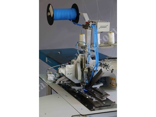 Machine automatique à fermeture à glissière FF 6100 TR ZP (2,000-2,200 heures/pièce)