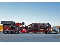 Mobile Brech- und Siebanlage mit einer Kapazität von 180-250 Tonnen/Stunde - 0