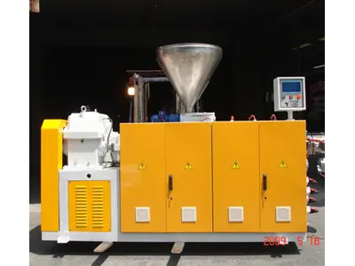 150 kg/h Paralleler Doppelschneckenprofil-Extruder-Maschine