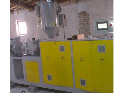 100 kg/h Single Screw Pipe Extruder Machine - 3