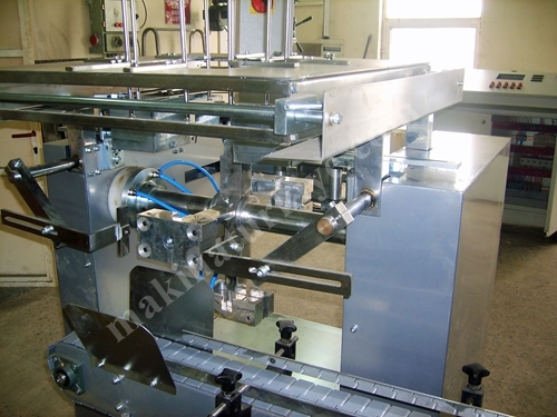 1000 Kg / Saat Otomatik R Tipi Küp Şeker Makinası