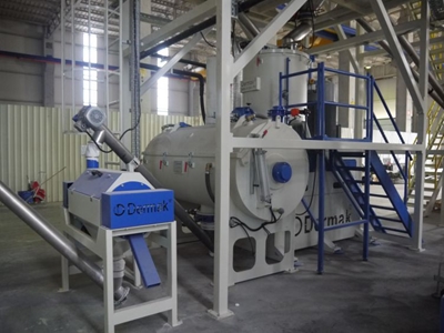 Machine de tamisage PVC - 1