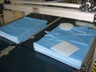 Double Conveyor Hot Wire Sponge Filter Cutting Machine - 7