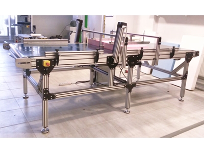 Machine de découpe de XPS et de mousse - 1