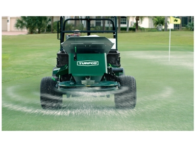 2.5-12 M Topdresser - Çekilir Tip Motorlu Çim Üstü Kum Serme Makinası - 1