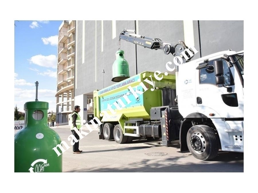 Araç Üstü Katlanır Mobil Vinç 8 Ton - Mikron Hidrolik