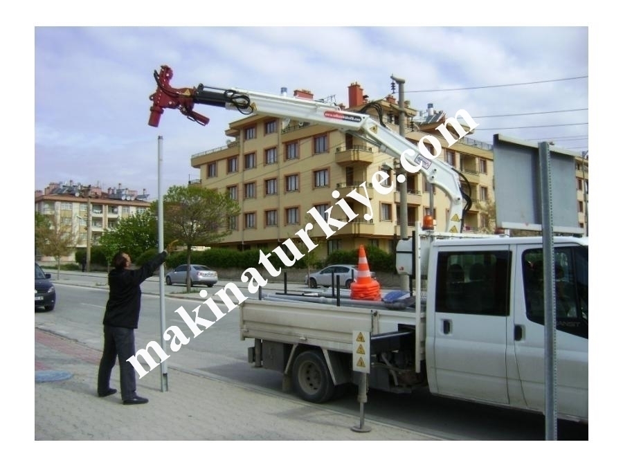 Levha Direği Çakma Vinci 1 Ton