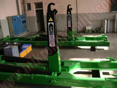 25 Ton Hooklift - 0