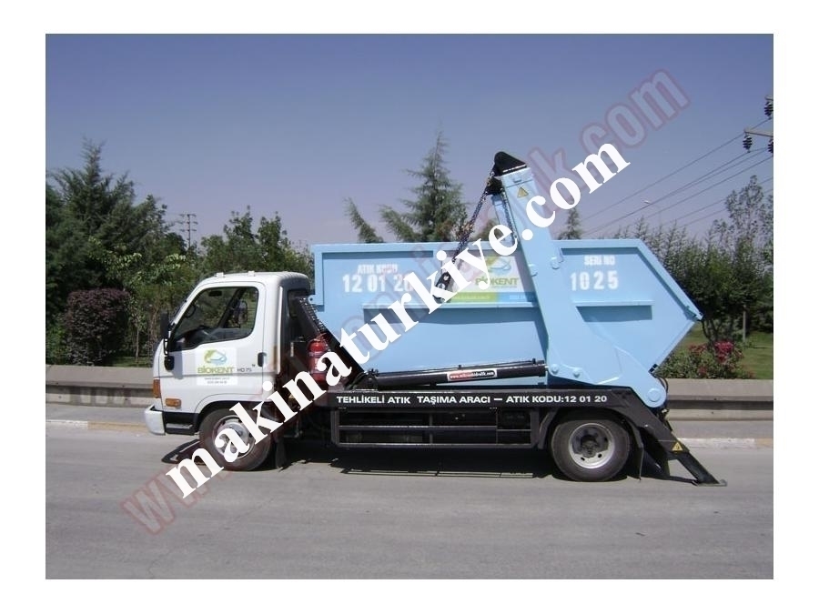 Skiploader - Zincirli Kova Taşıyıcı 6 Ton