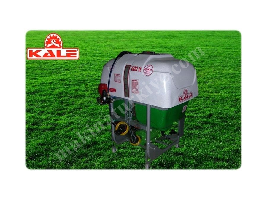 600 Litre Asılır Tip Bahçe Pulverizatörü