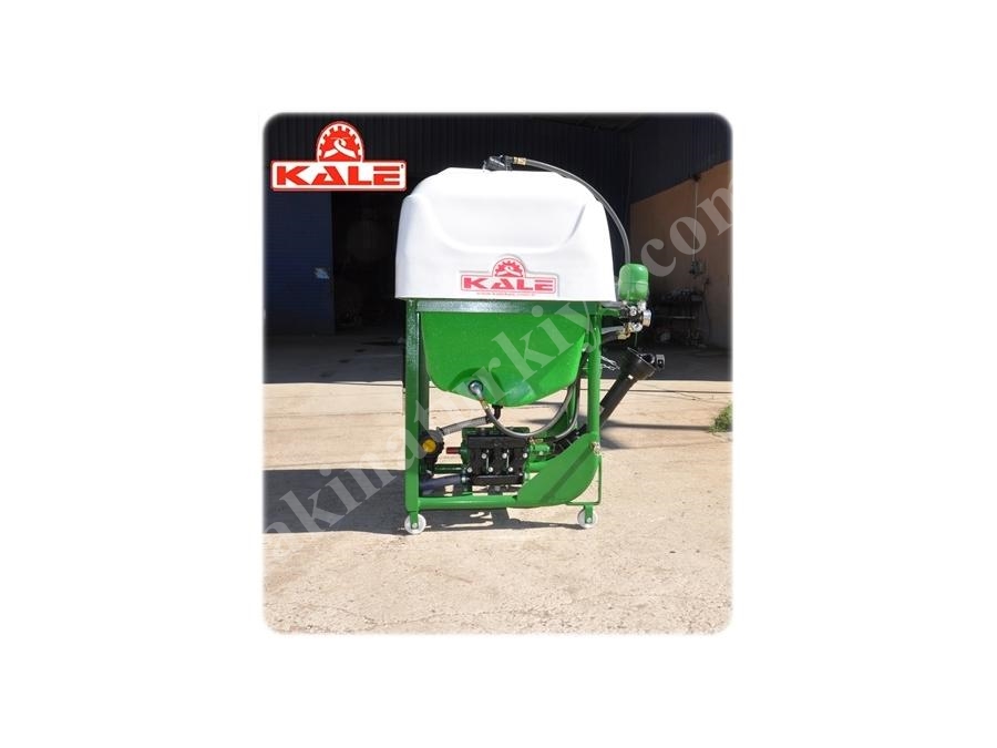 600 Litre Asılır Tip Bahçe Pulverizatörü
