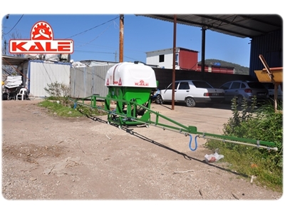 600 Litre Traktör Arkası Ekin Kollu Asılır Tip İlaçlama Makinesi - 1