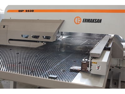 Cnc Taret Punch Tezgahı - Ermaksan Etp - 7