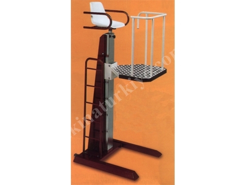 Art 1020 Volleyball Referee Stand and Chair 