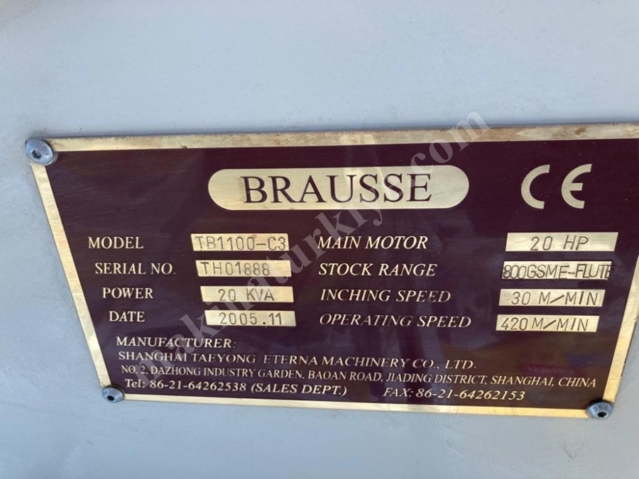 Brausse TB 1100 C3 3 Nokta Kutu Yapıştırma Makinesi