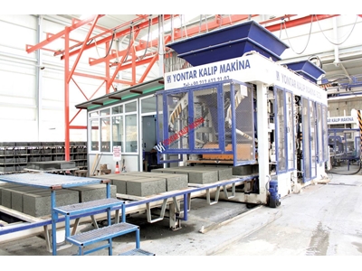 12'li Ayaklı Tam Otomatik Briket Parke Taşı Makinası - 6