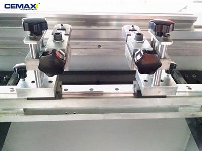 Гидравлический гибочный пресс HNC 125-15-8 - 4