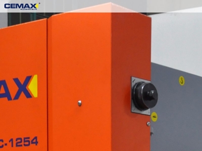 Гидравлический гибочный пресс HNC 125-15-8 - 1