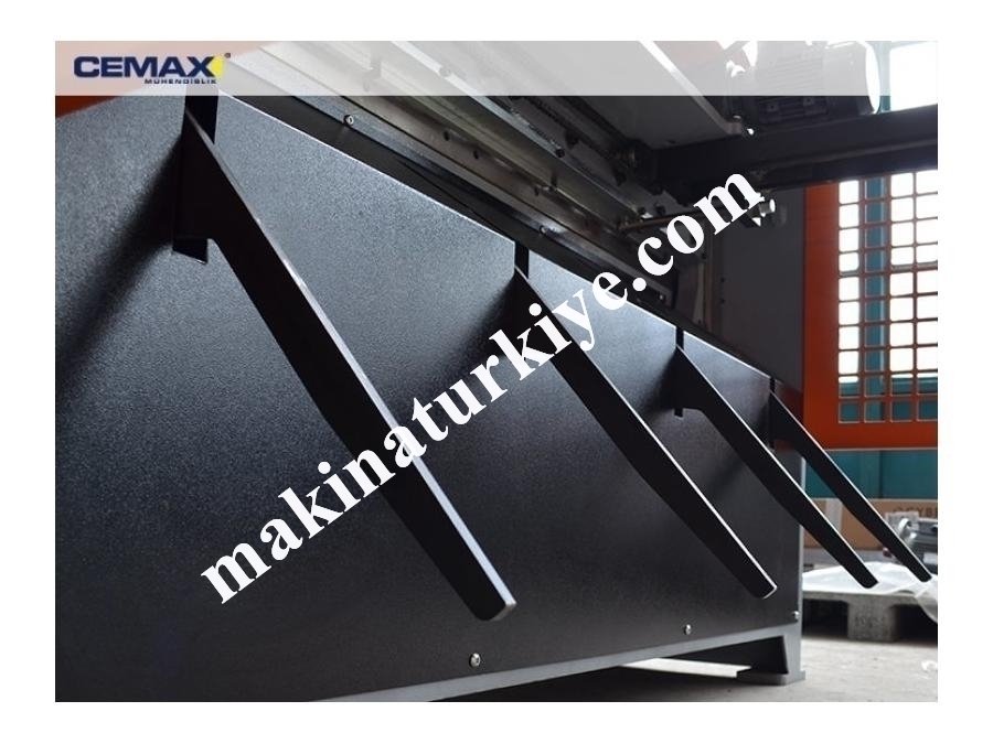 1280x4 mm Redüktörlü Giyotin Makas