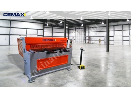 1280x4 mm Redüktörlü Giyotin Makası
