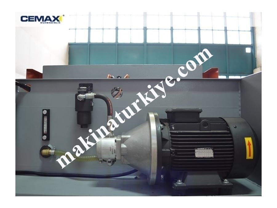 HCNC 200-30-4 CNC Hidrolik Abkant Pres