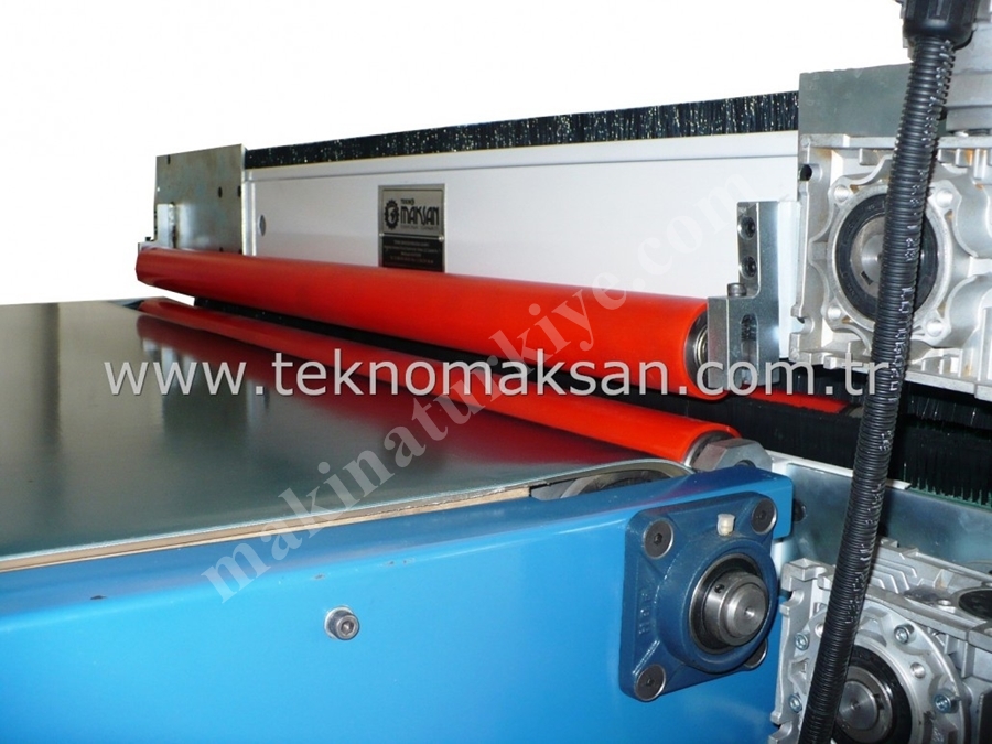 Panel Kaplama Temizleme Makinası