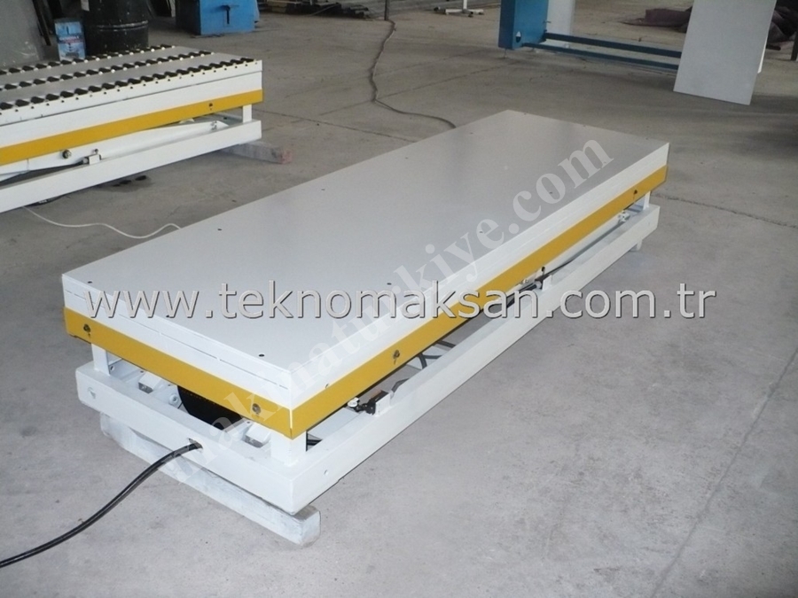 Hidrolik Panel Ebatlama Asansörü
