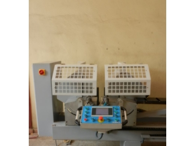 Penmak Otomatik Çift Köşe Pvc Ve Alüminyum Kesim Makinası - 1