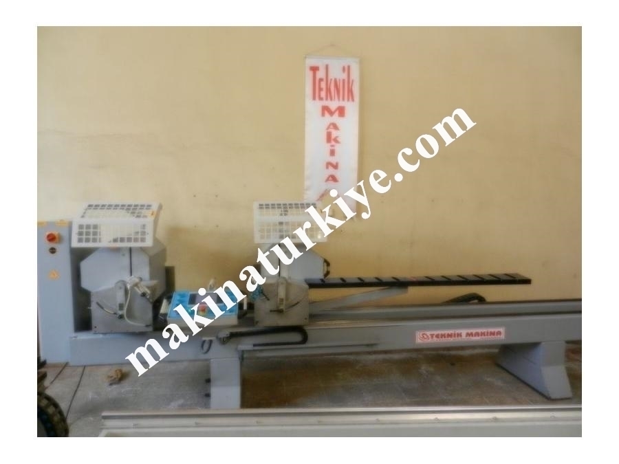 Penmak Otomatik Çift Köşe Pvc Ve Alüminyum Kesim Makinası