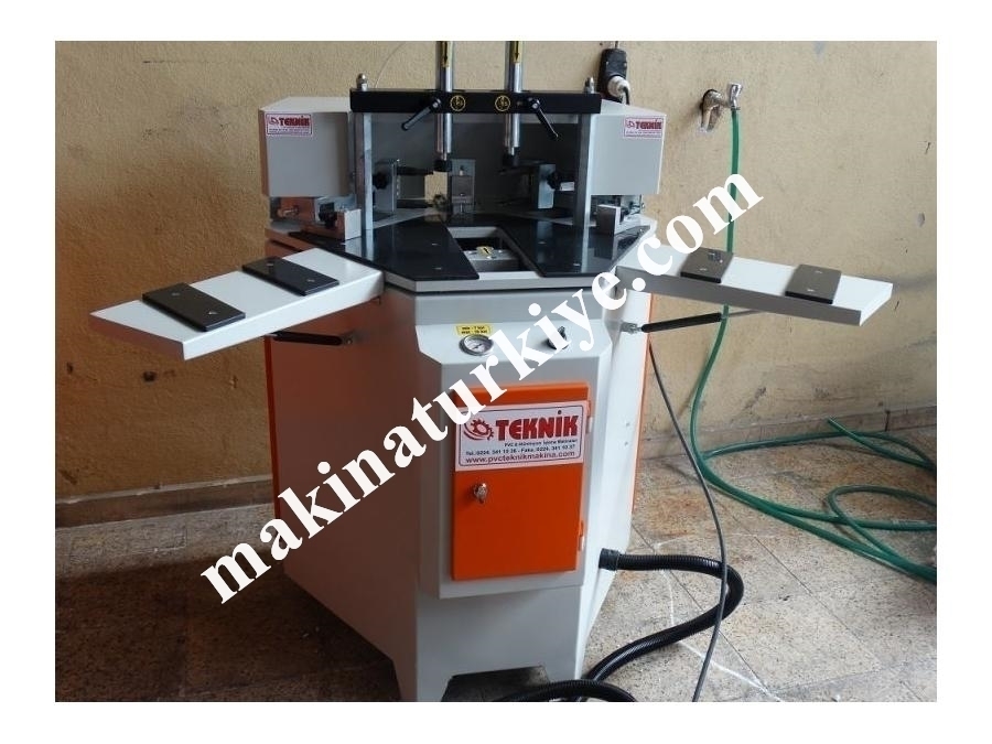 Alüminyum Köşe Presi - Teknik Makina Tm-200