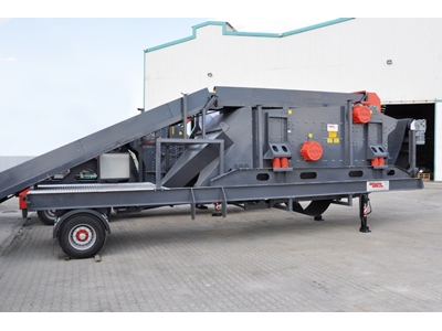 160/500 Cm Mobile Fixed Vibrating Horizontal Screen  - 1
