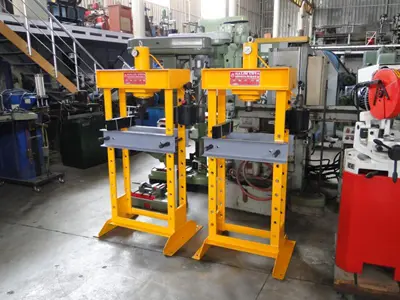 30 Ton HD30 Hydraulic Column Press