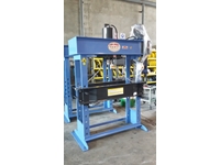 160 Ton Hidrometal Hydraulic Workshop Press - 4