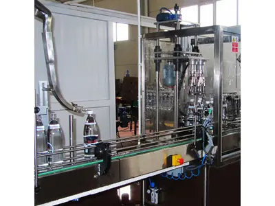 Machine de fermeture de couvercle à vis automatique