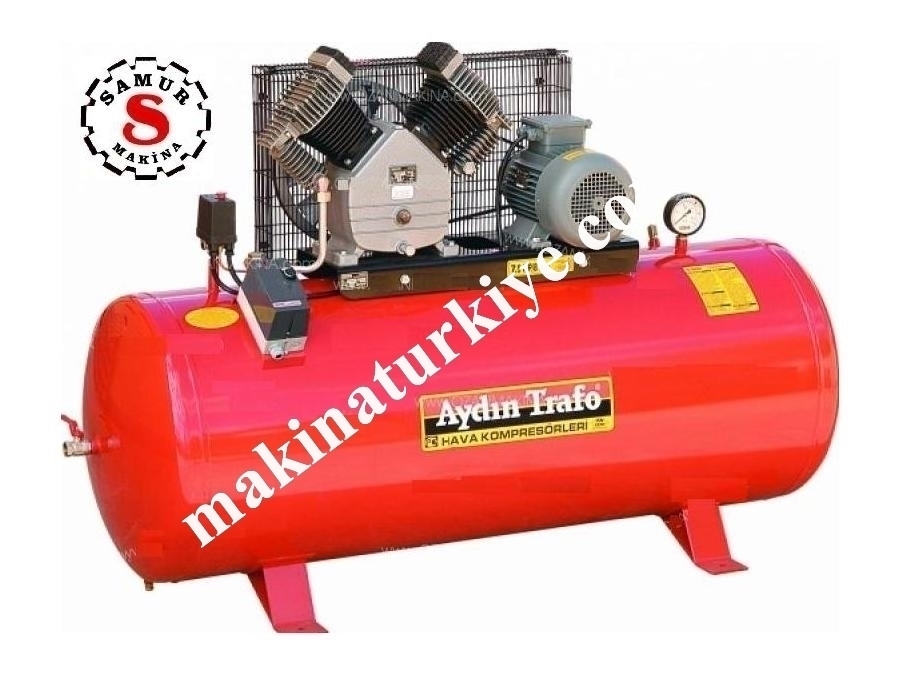 Trifaze Pistonlu Hava Kompresörü 530 Litre 22-530/10