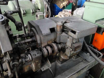 Universal Sliding Lathe - 4