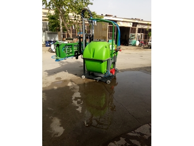 Agrima 1203 Pump (Domestic) 16Mt Arm Hydraulic Lift Sprayer 800 Liter Field Pulverizer - 2