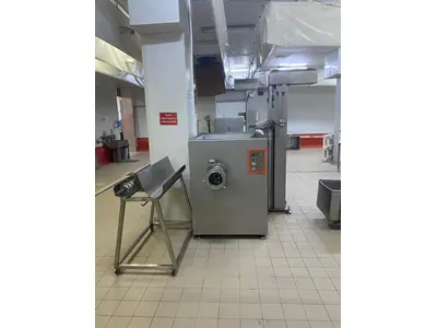  Asansörlü Kıyma Makinası