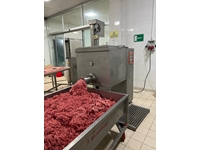 Meat Grinder with 160-200 Capacity - 5