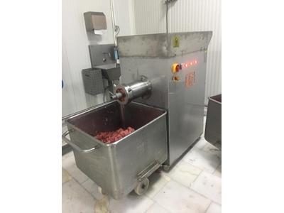 130 Fresh and Frozen Meat Grinder - 9