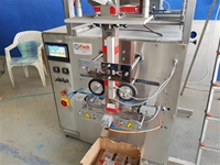 Vertical Packaging Machine with Double Scale Stepper Motor - 1