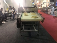 Machine de cuisson de pain turc convoyeur de 4 mètres - 12