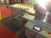 Machine à sandwichs au pain turc avec convoyeur MLM T8000 - 19