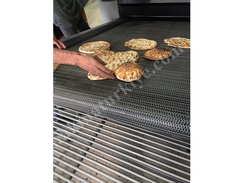 Machine à sandwichs au pain turc avec convoyeur MLM T8000