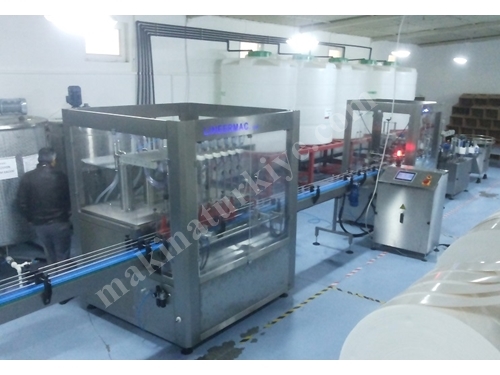Filling and Capping Machine with 8 Nozzles