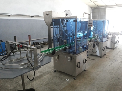 2 Nozullu Otomatik Sıvı Dolum ve Kapatma Makinesi  - 2