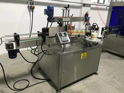 One Way Round Bottle Labeling Machine