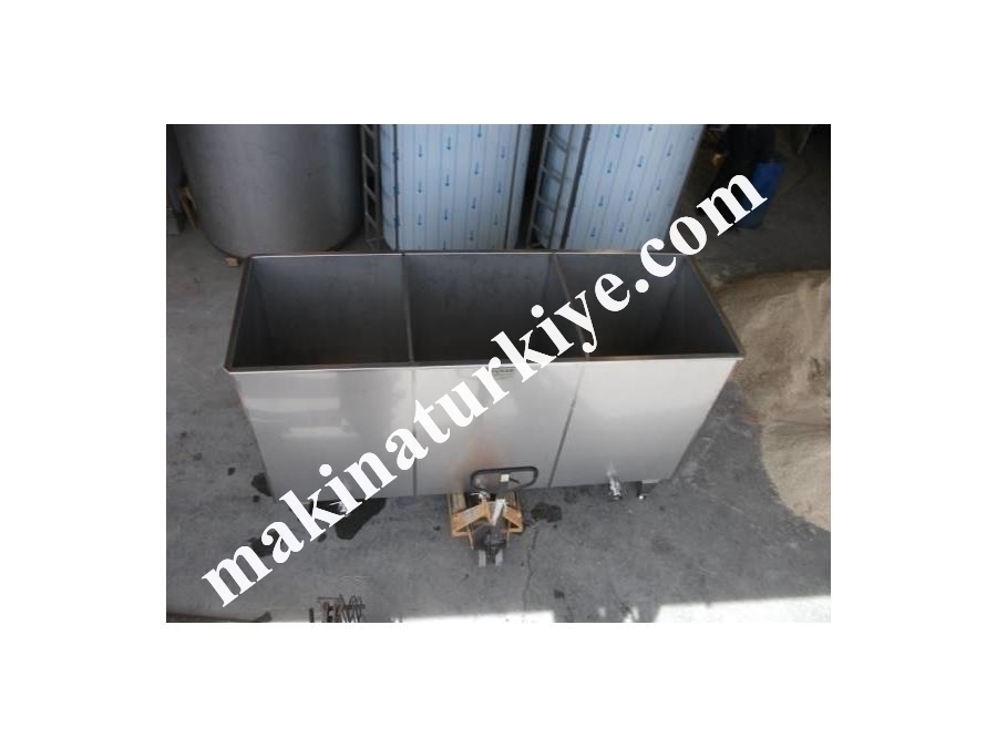 Cheese Mold and Mold Washing System