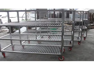 Тележка для перевозки йогурта